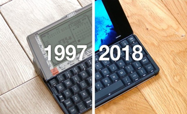 Psion PDA от 90-те години се завръща
