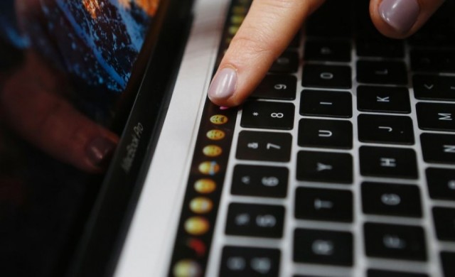 Apple подготвя сериозно освежаване за следващото поколение MacBook 