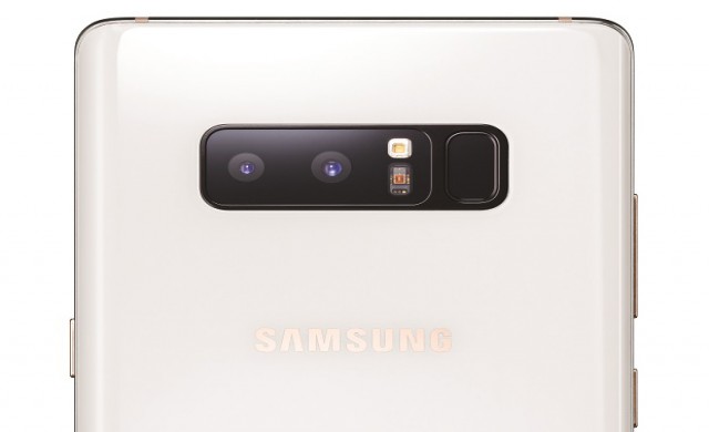 Samsung предлага двойна камера за евтините смартфони
