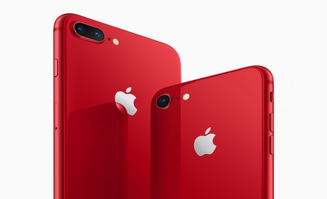 Apple пуска в продажба червени iPhone 8 и 8 Plus