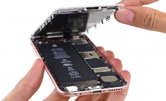 Все повече потребители на Apple завеждат дело за проблемите с батериите