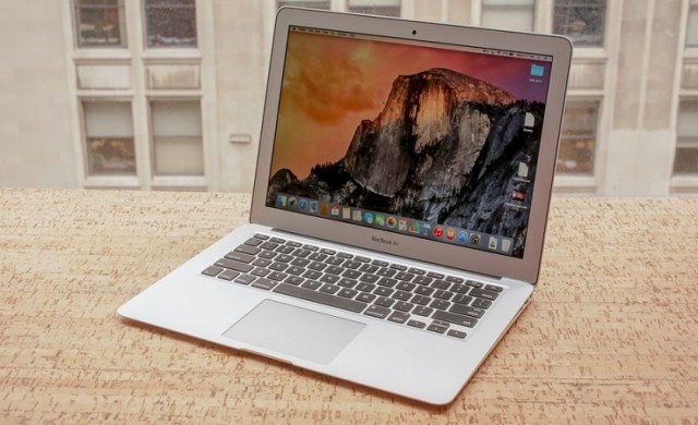 Евтин MacBook излиза през октомври  