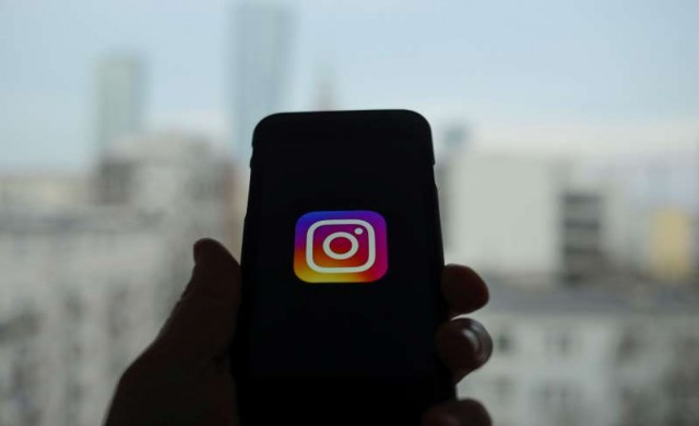 Instagram добавя пряк път към най-използваните емоджита