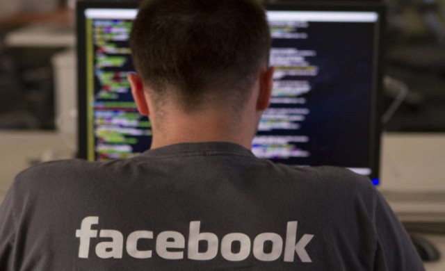 Facebook вече продава и личната Ви информация