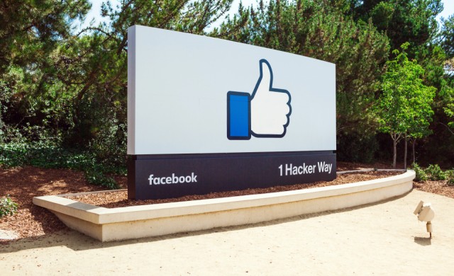 Facebook подготвя нова функционалност подобна на поредиците в Snapchat
