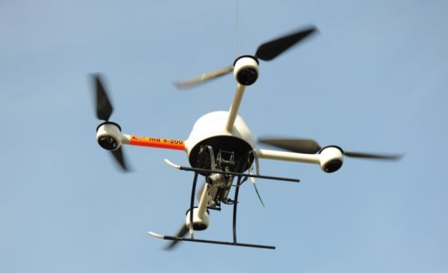 Японски фирми гонят работохолици с дронове