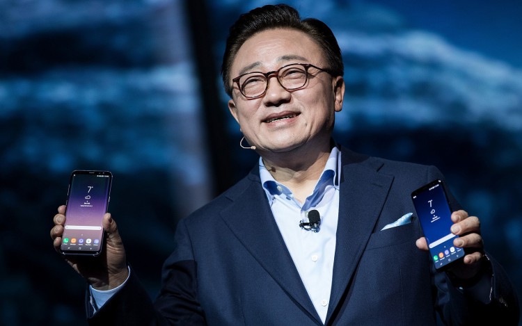 Samsung: Сгъваемият Galaxy ще бъде безупречен 