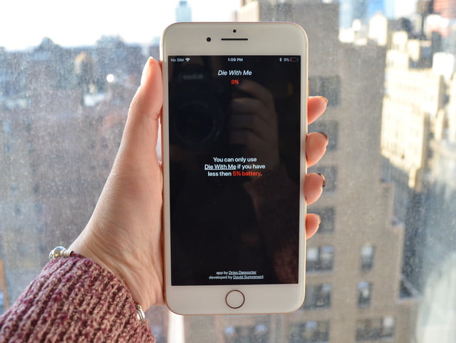 Die With Me е свежо мобилно приложение за хората без батерия