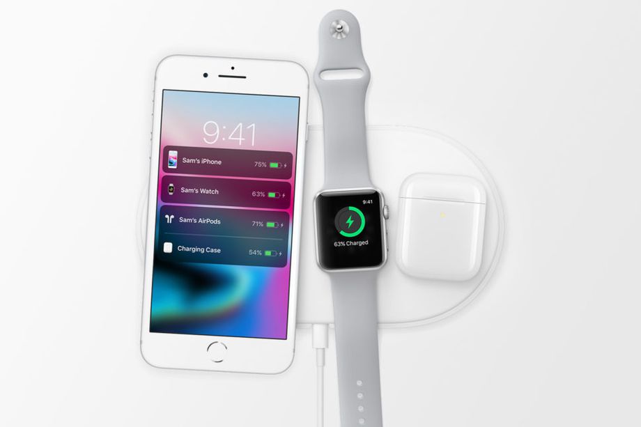 Apple може да пусне AirPower подложката за безжично зареждане през септември