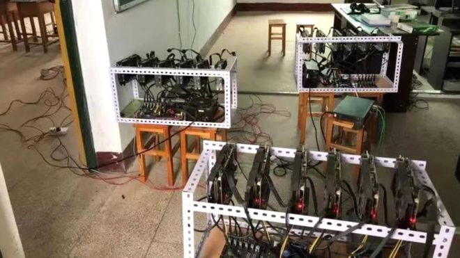 Китайски училищен директор използвал училищен ток за копаене на биткойни